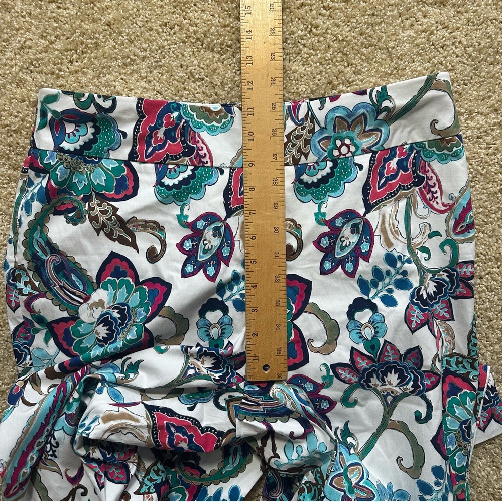 Chico’s So Slimming Brigitte Crop Pants Size 2 (US‎ 12) Floral Stretch - Picture 7 of 8